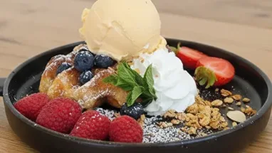 Berry Sugar Waffle