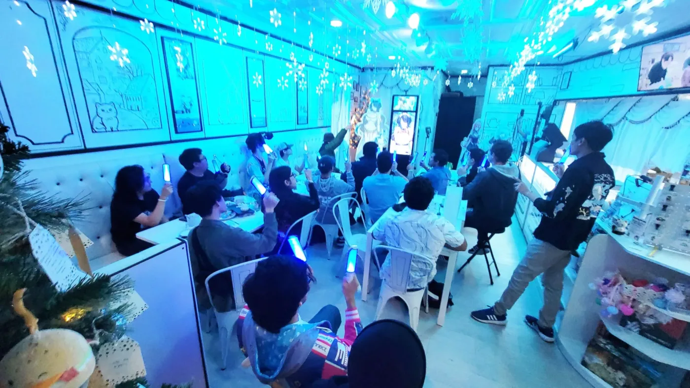 Phase Connect x Arcane Maid Cafe