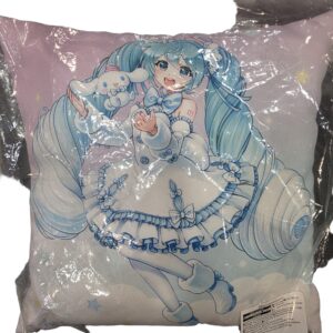 miku-pillow-cutout